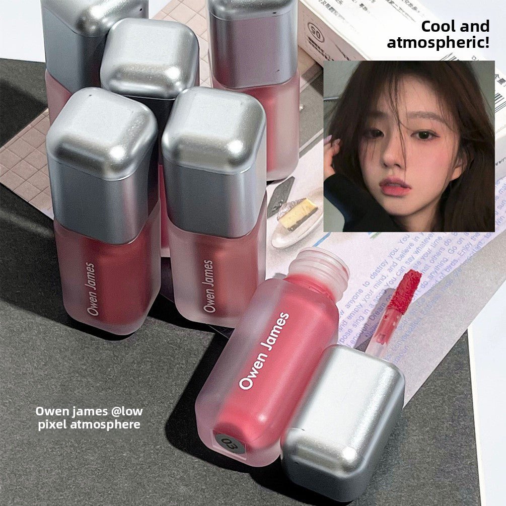 Silver - tube lip gloss with matte velvet finish - BrandedPieces' shop